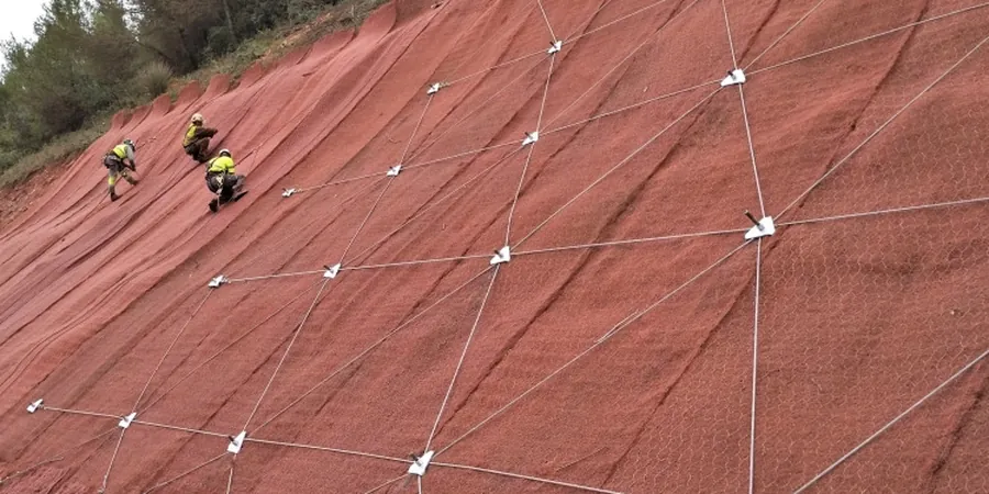 Análise de Estabilidade de Taludes em São José dos Campos